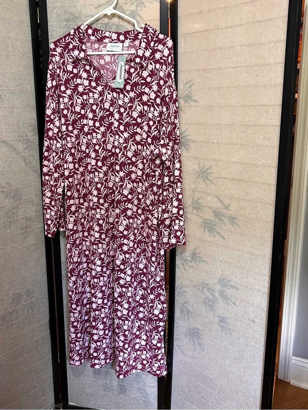 House Dress/Loungewear by National White Floral Soft Cozy Burgundy Sz 1X NWT